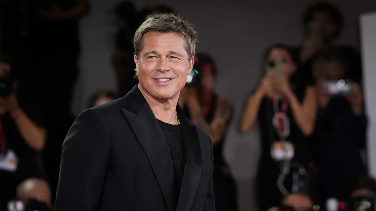 Бред Питт биринчи маошини нималарга сарфлаганини ошкор қилди