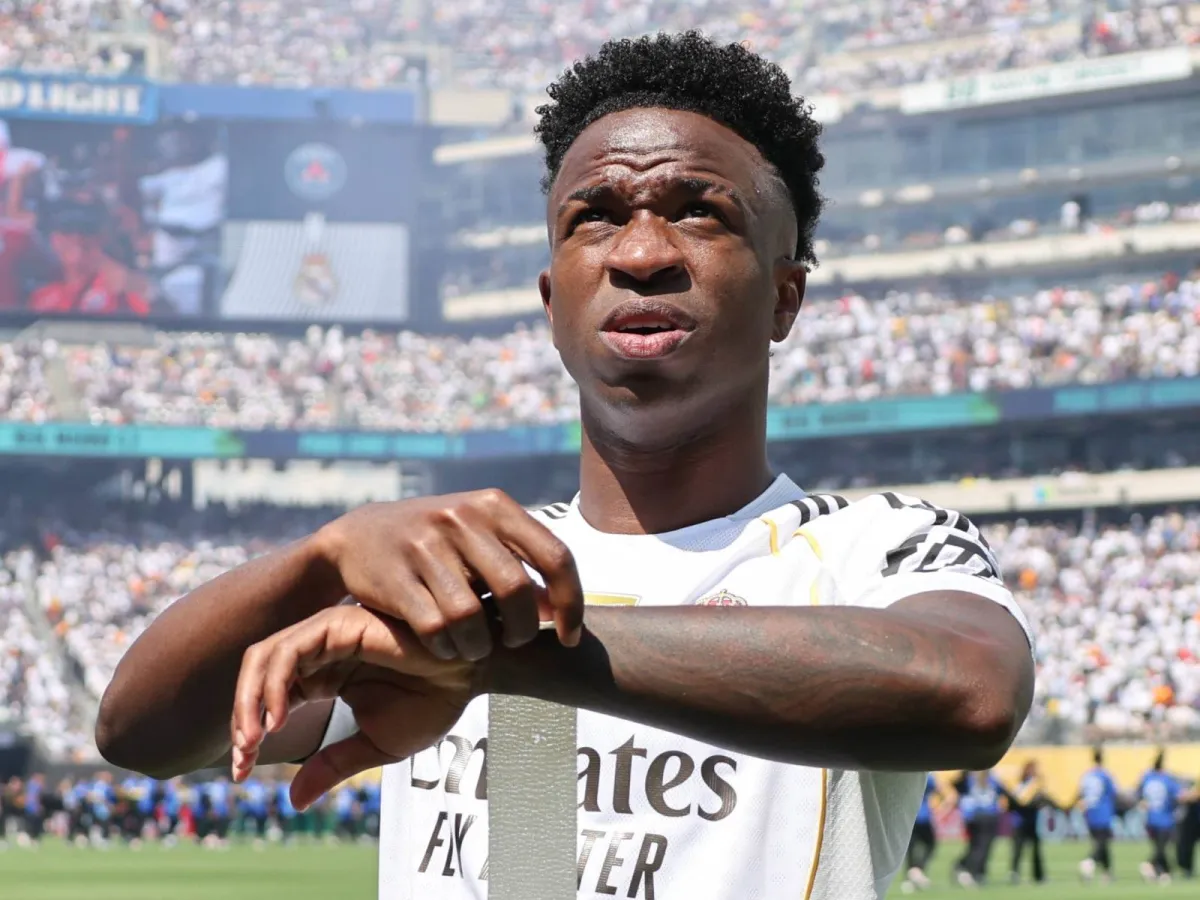 PSG yine yıldız peşinde: Hataların tekrarı