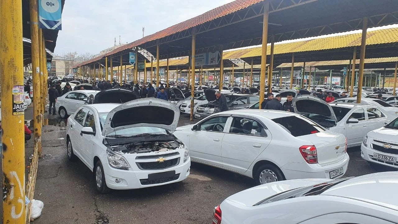 O‘zbekiston avto bozori oktyabrda keskin jonlandi va savdo oshib bordi