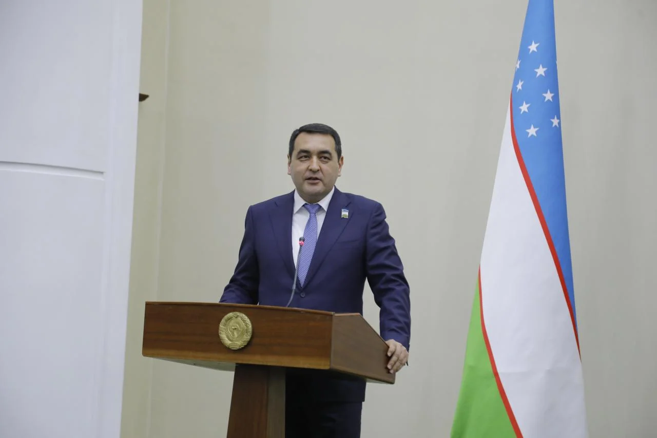 Ҳоким ваъда берди: «Фарғонани Ўзбекистоннинг футбол пойтахтига айлантирамиз»