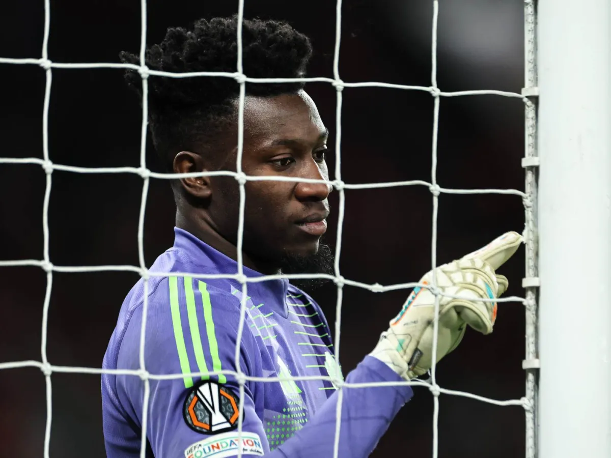 "Манчестер Юнайтед" Онана бўйича қарор қабул қилди