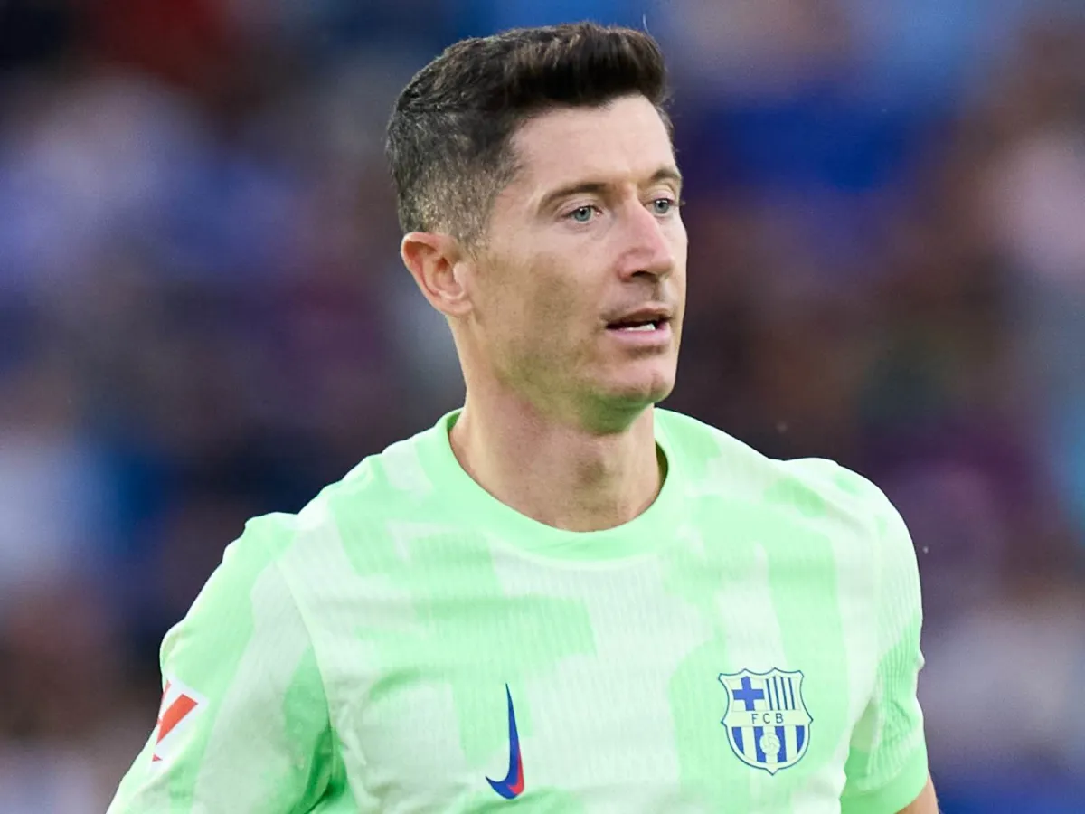 Левандовски: "Баъзи жамоадошларимнинг ота-онасидан ҳам каттаман"