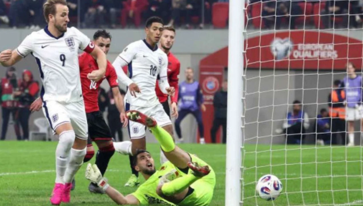 Англия кетма-кет ғалабалар сериясида янги рекорд ўрнатди