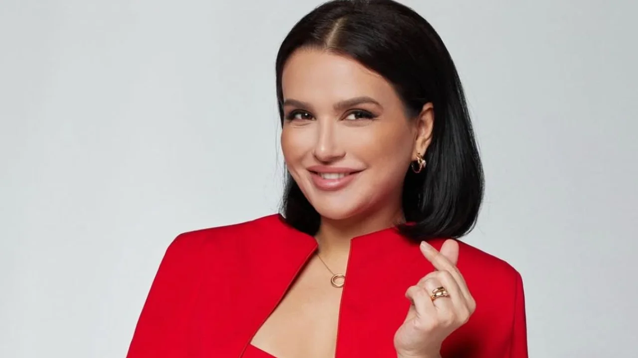 Nilufar Usmanova, konserinde beklenen yeni düetler ve sürprizleri açıkladı