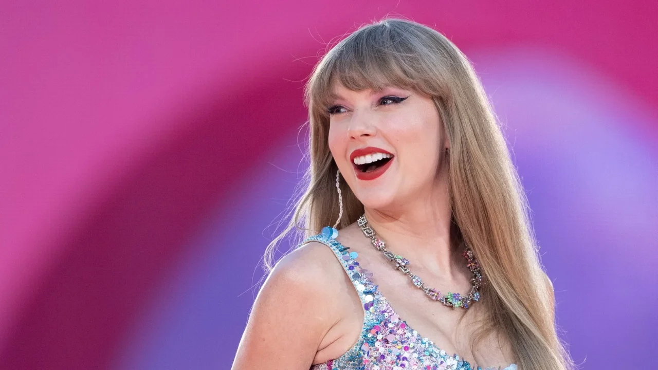 Taylor Swift sets a new record in music history