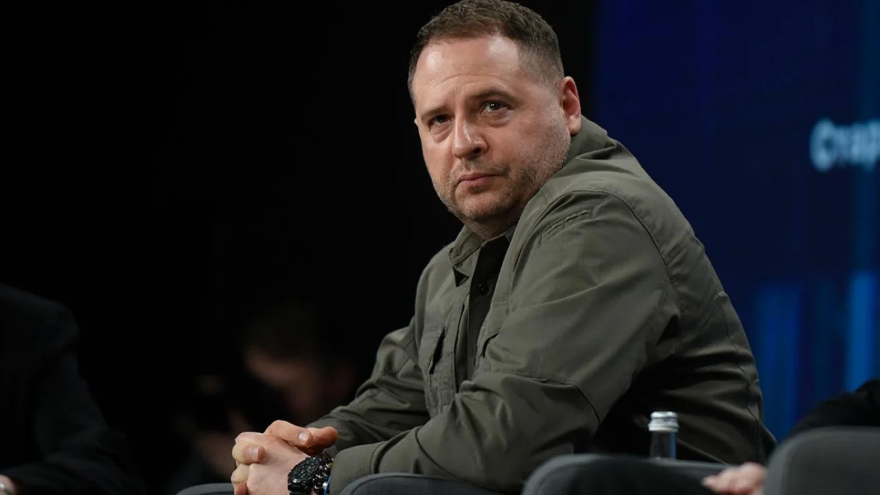 Yermak Ukraina prezidenti devoni rahbari lavozimidan iste’foga chiqdi