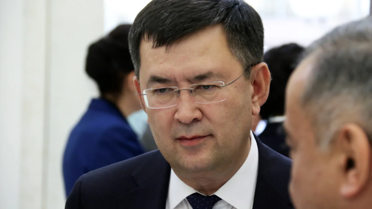 “To‘ylar bellashuv emas”: Turdimov dabdabaga chek qo‘yishni talab qildi