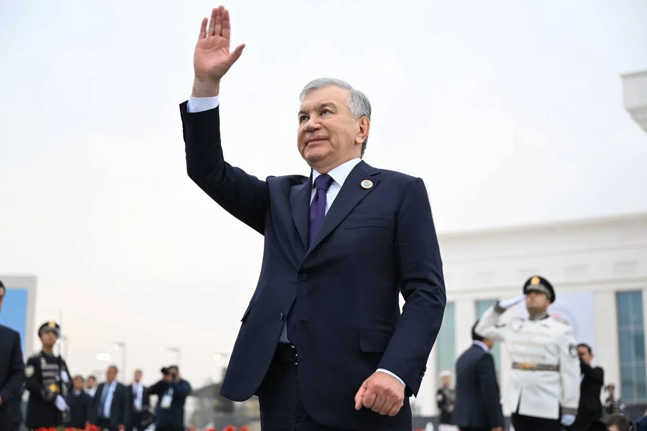 Президент Марказий Осиё давлатлари раҳбарларини шахсан кузатиб қўйди