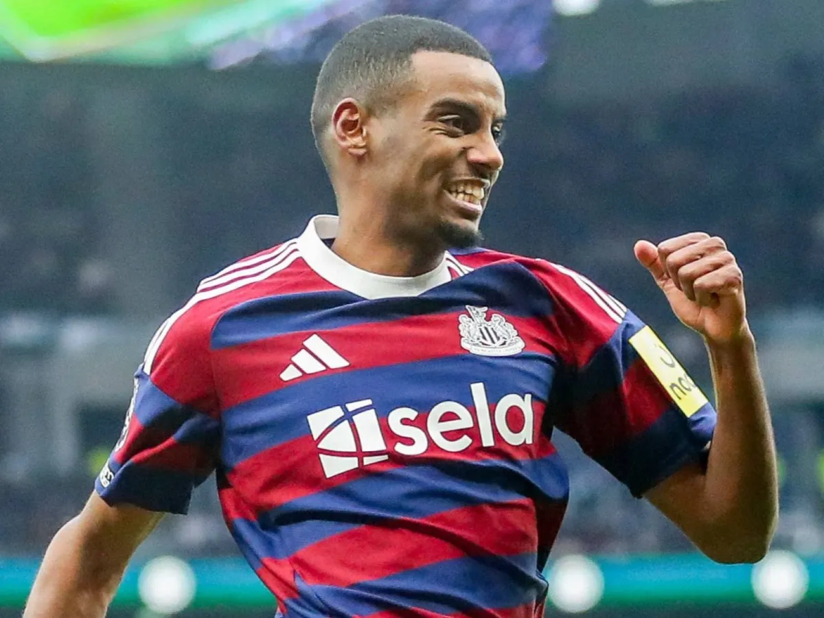 Александр Исак ўзини ҳимоя учун ит сотиб олди