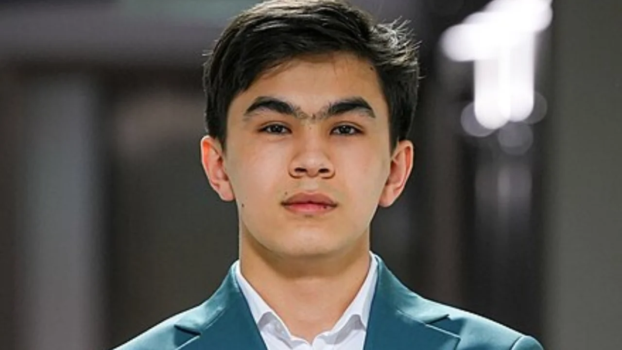 Ўзбек шахматида тарихий натижа: Жавоҳир Синдаров финалга чиқди