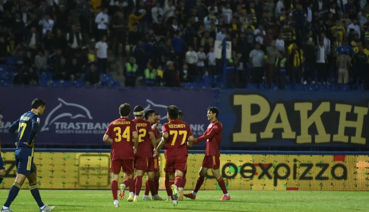 It's time for the big match between "Pakhtakor" and "Nasaf"...