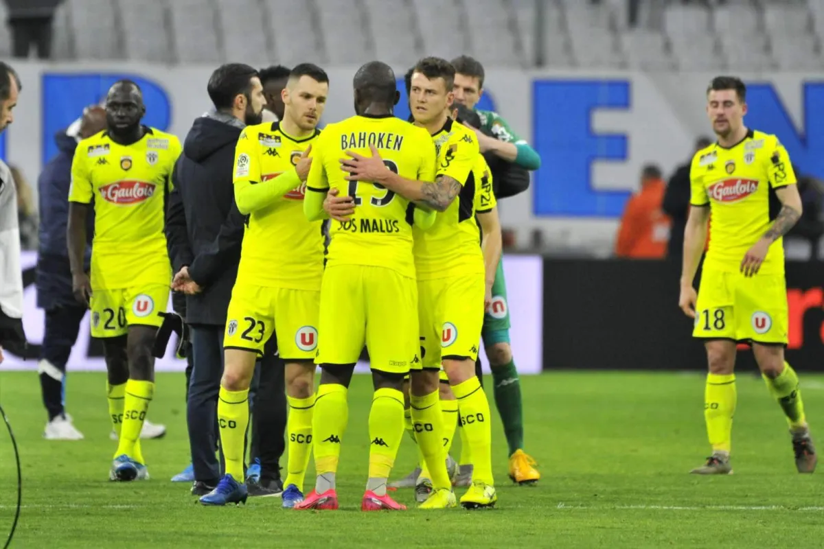 Анже ўз майдонида Осерни мағлуб этди