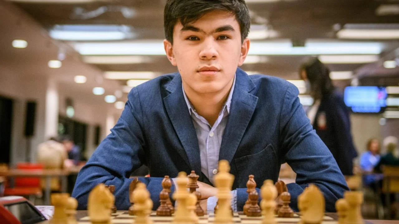 Жавоҳир Синдаров 19 ёшида Жаҳон кубоги ғолибига айланди