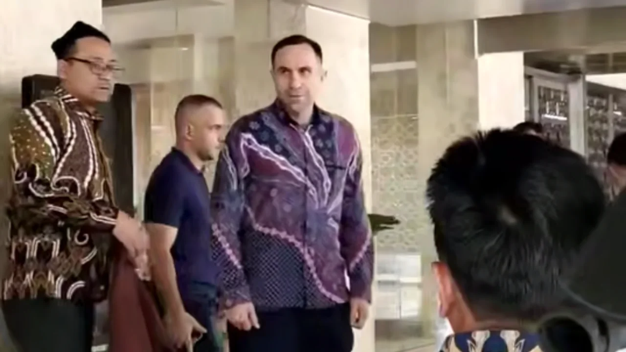 Тимур Кападзе Индонезия жамоасига бош мураббий бўладими?