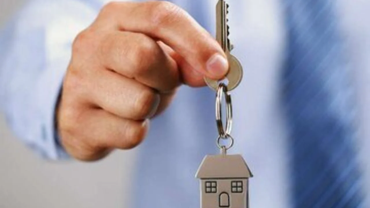 Which regions have become leaders in housing sales?