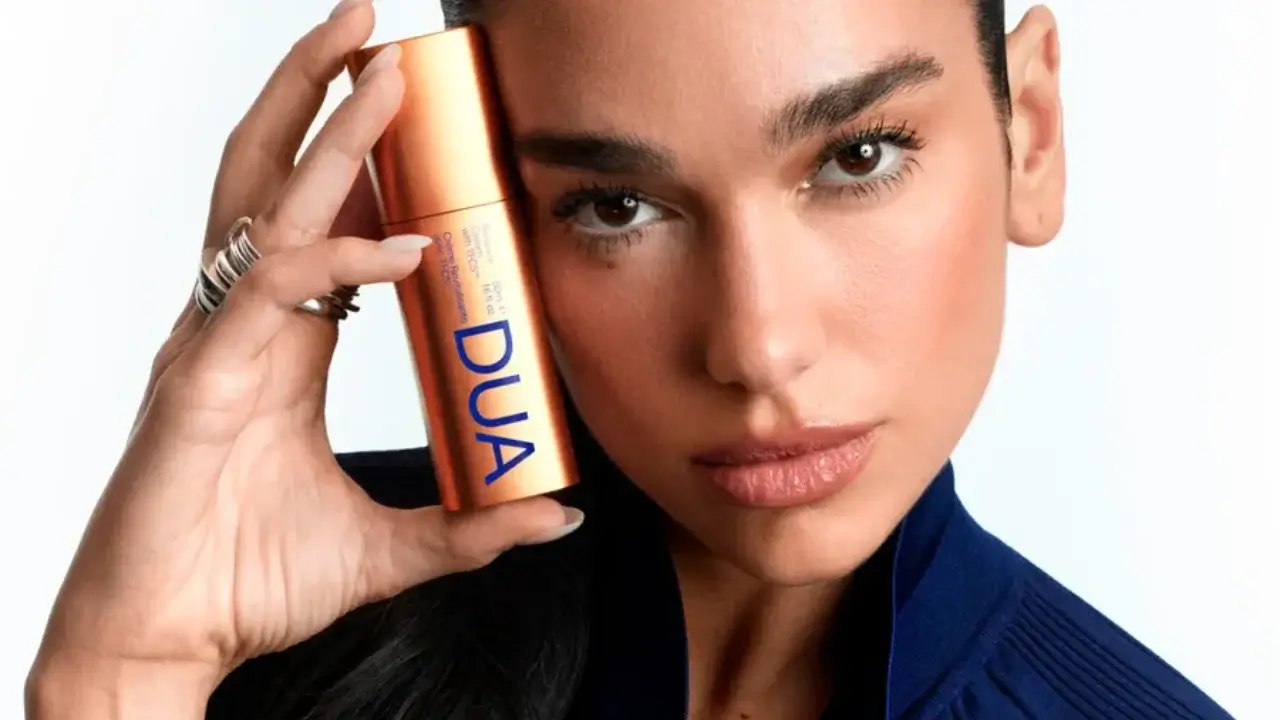 Mashhur qo‘shiqchi Dua Lipa endi go‘zallik olamida: o‘z kosmetika brendini chiqardi