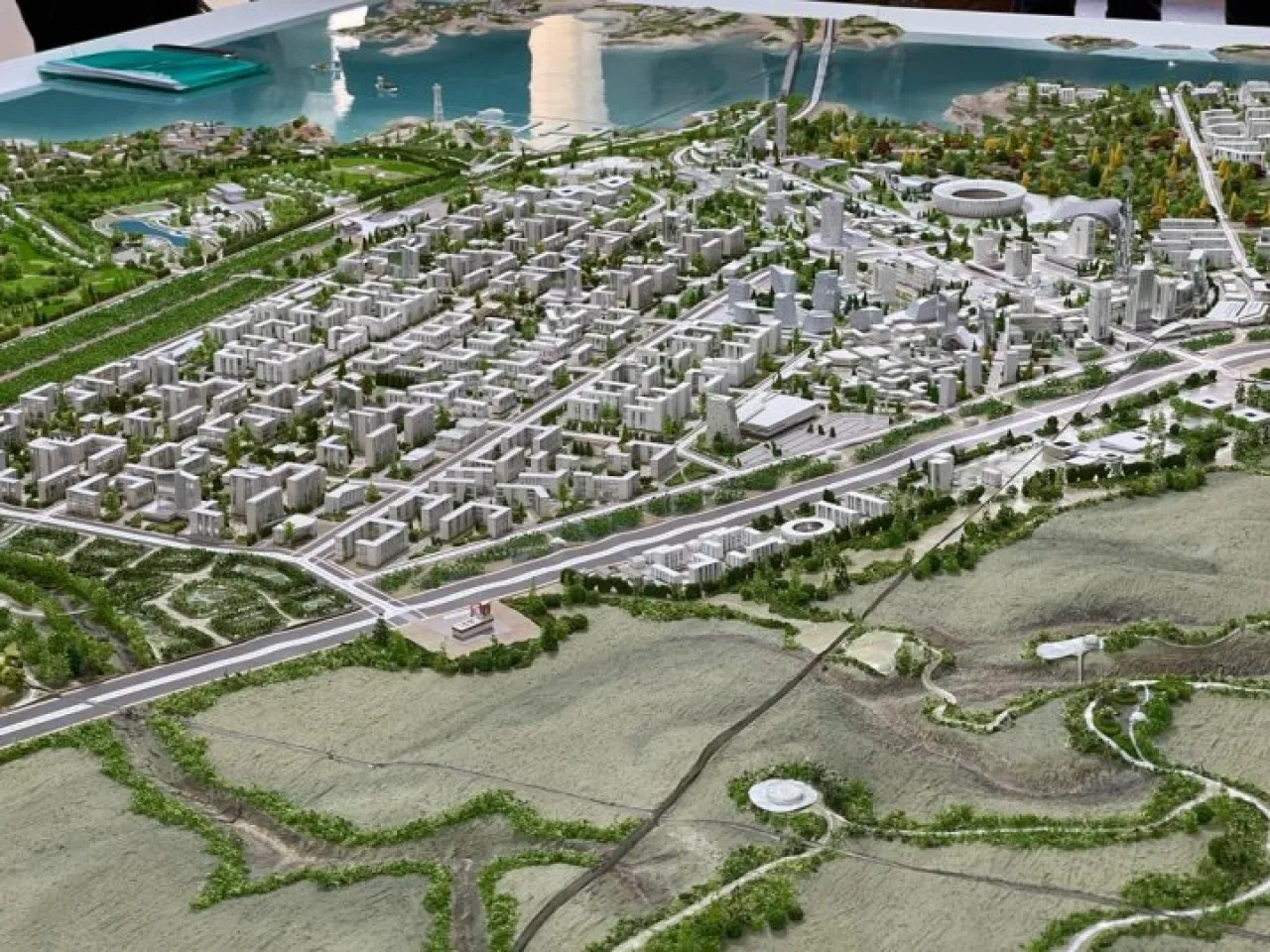 A city worth $10 billion will be built in Ahangaron district