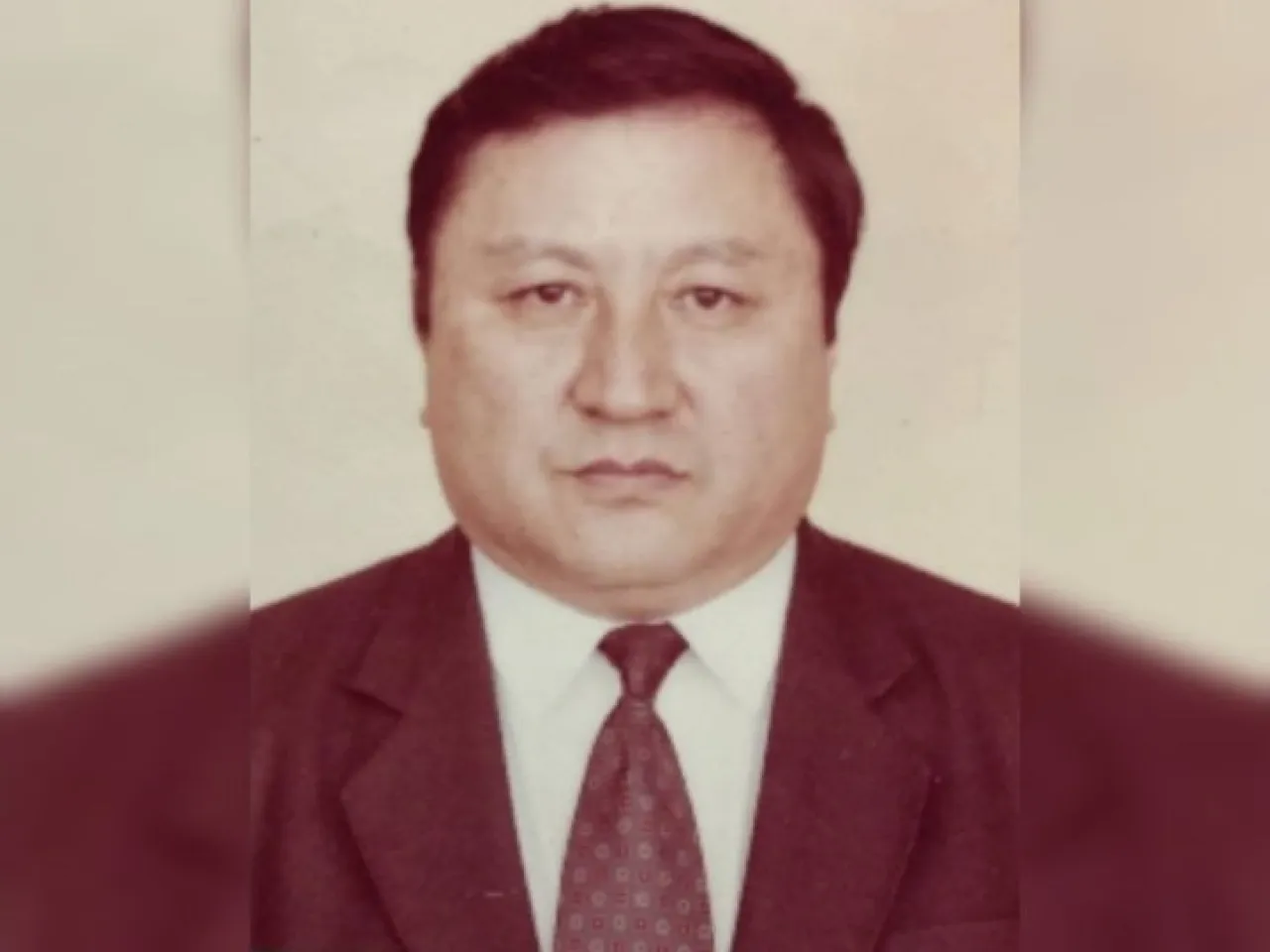 Navoiy viloyatining birinchi hokimi vafot etdi