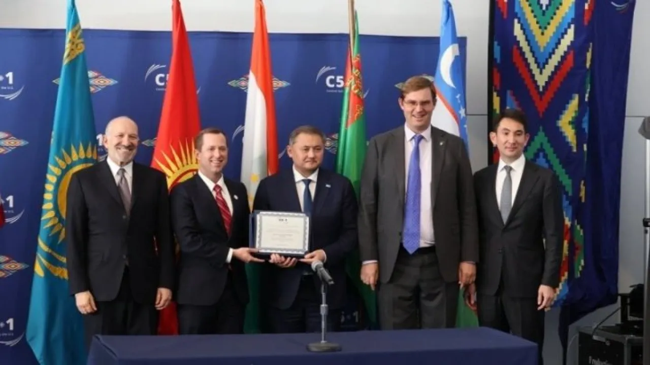 Қозоғистон Марказий Осиёда сунъий интеллект маркази яратади