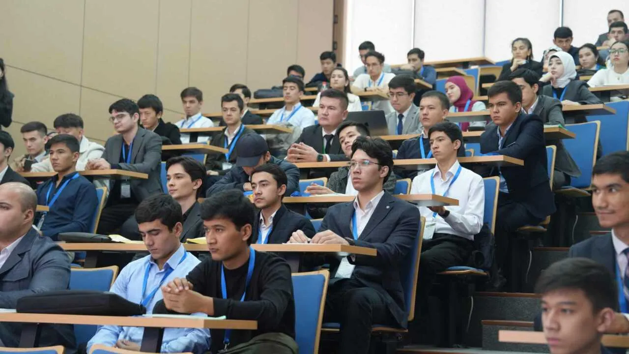 BMU ва НАИИ молия ва инвестиция бўйича имтиҳон ўтказди