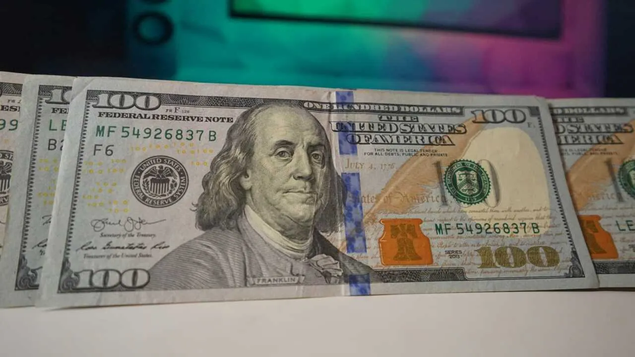 November 25: Currency exchange rates increased