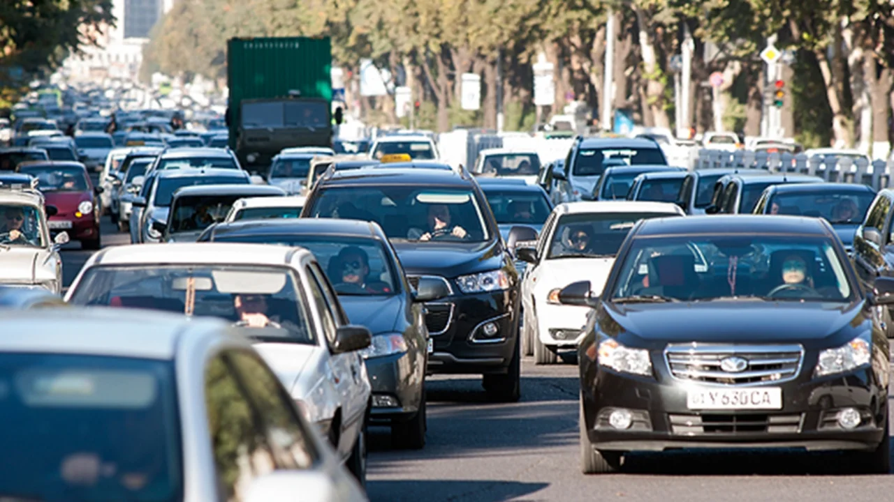 Өзбекстан халқының қанша жеңіл көлігі бар? Жауап сізді таң қалдырады