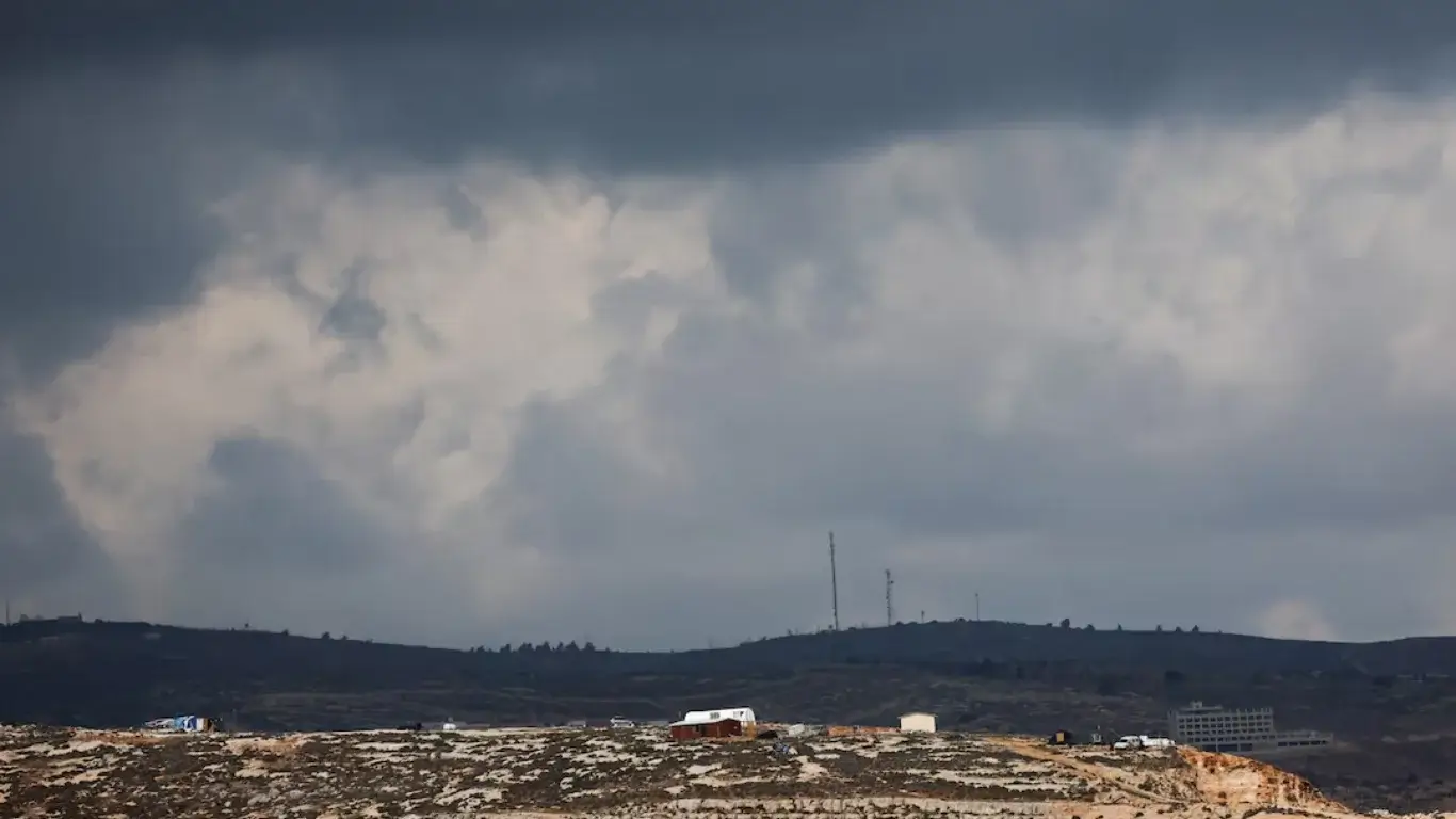 Исроил–Фаластин кескинлиги: фаластинликлар уйларини тарк этмоқда