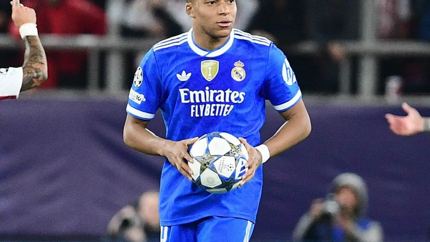 Мбаппе посетил матч Кубка Африки ради Хакими