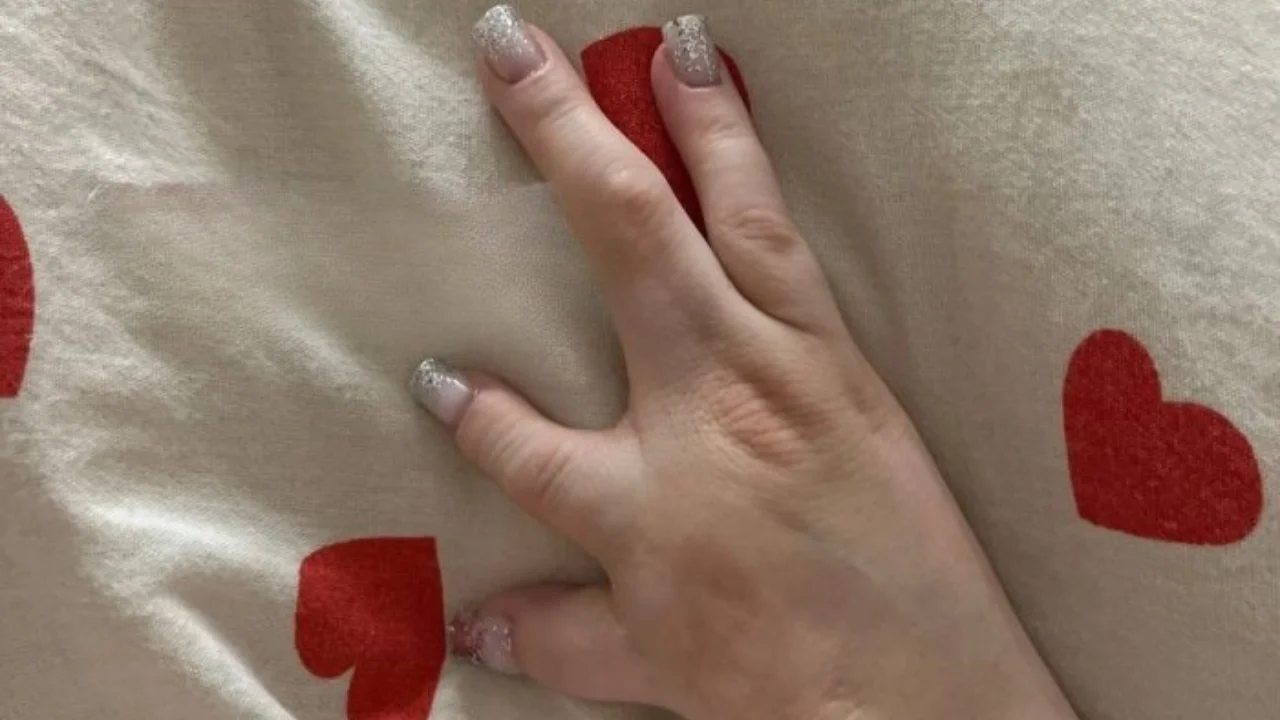 Murmansk'ta bir parmağı olmadığı için kovuldu