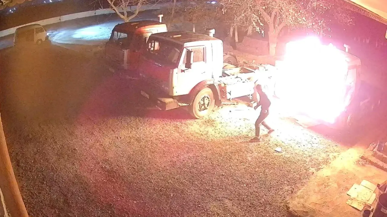 В Самарканде выявлен скандал, связанный с поджогом грузовиков