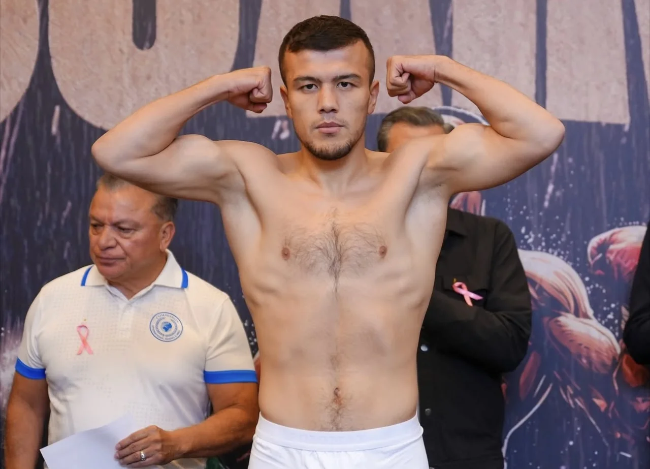 Мужбилло Турсунов WBC Grand Prix финалида имкониятни бой берди