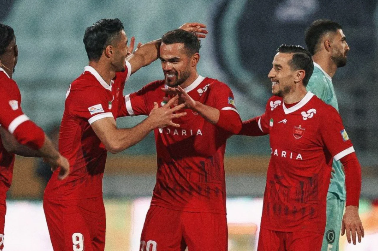 Ўруновнинг голи “Персеполис”га муҳим ғалабани тақдим этди (видео)