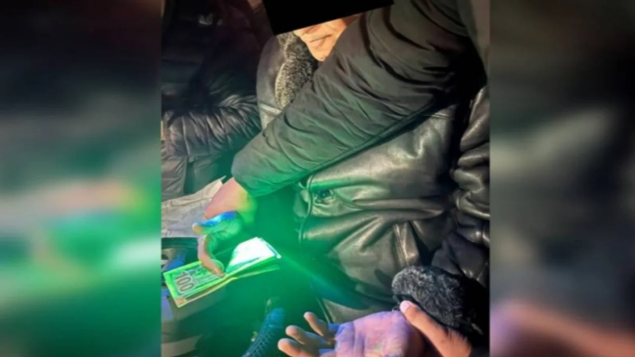 Qamoqdan qutqarishni va’da qilgan advokatning o‘zi hibsga olindi