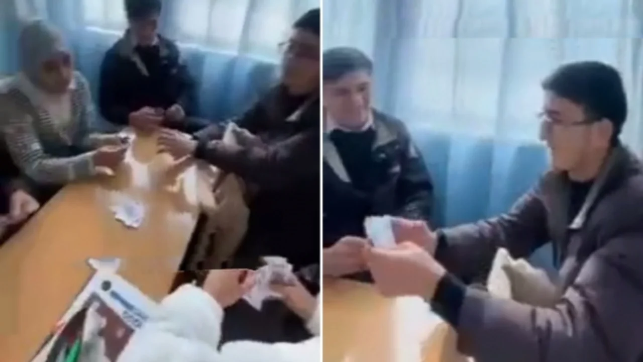 Мактабда карта ўйнаган ўқувчиларнинг ота-онаси жарималанди