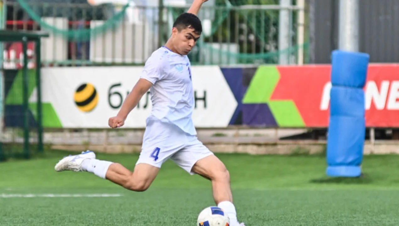 «Нефтчи» включил в состав капитана сборной Узбекистана (U-17) Муминхона Баходирханова