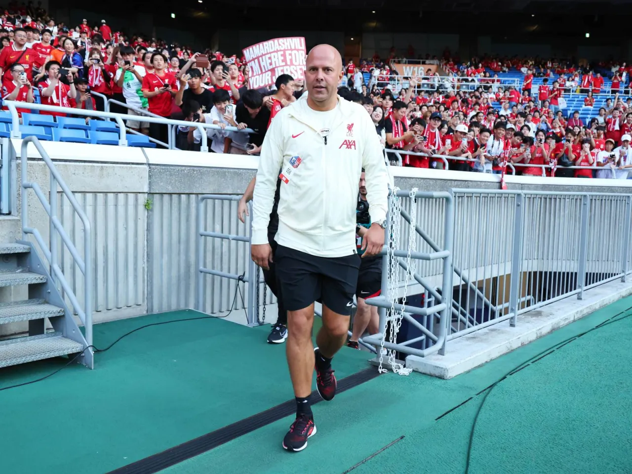 Арне Слот пенальти қароридан норозилик билдирди