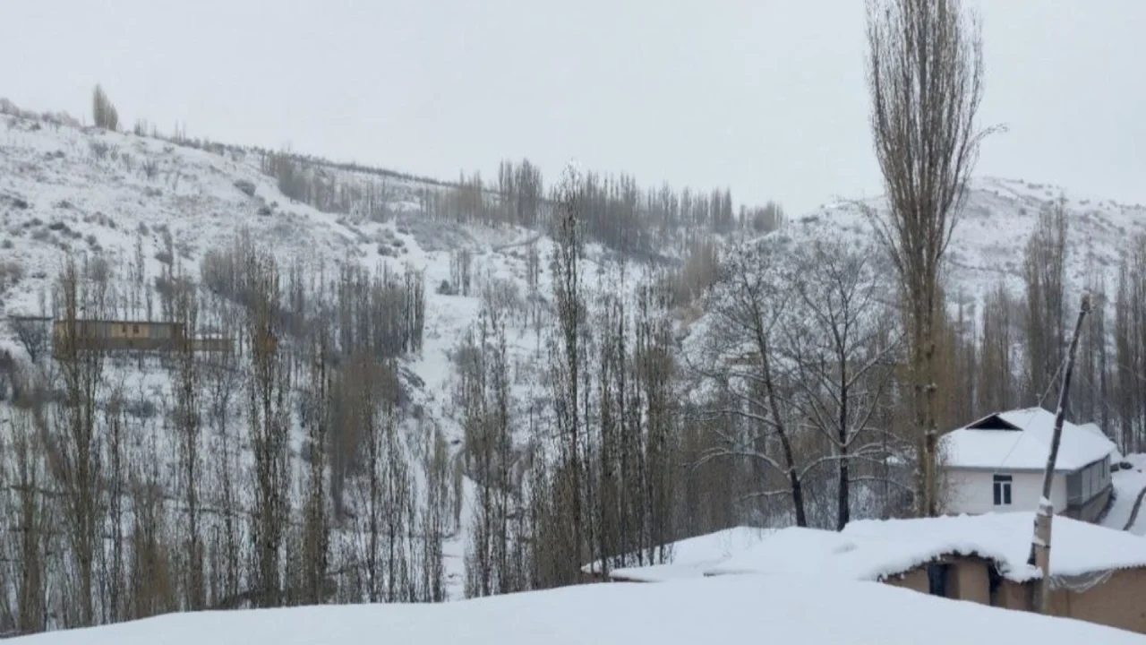 Özbekistan'da 8-10 Aralık'ta şiddetli soğuk hava ve yağış bekleniyor
