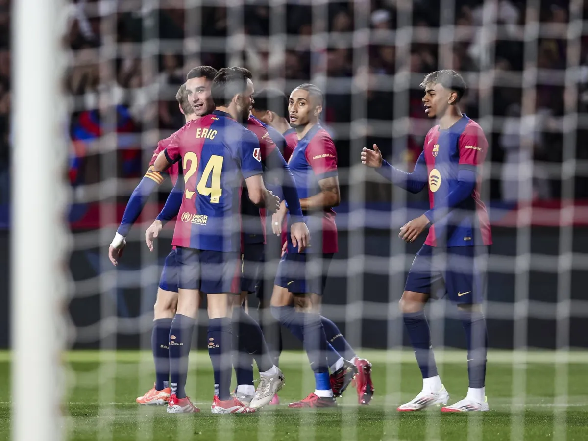 Ямал, Рафинья ва Левандовски – "Барселона" ҳужумида