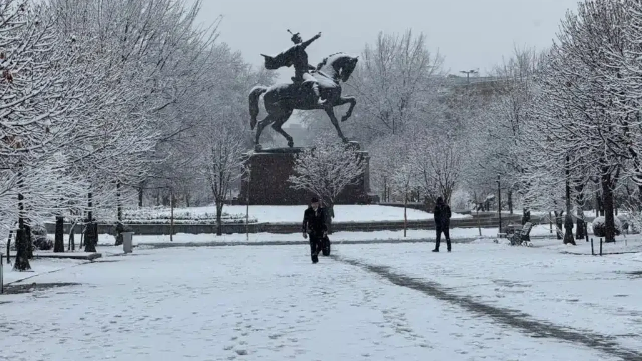 Дам олиш кунлари вақти-вақти билан ёмғир, қор кутиляпти
