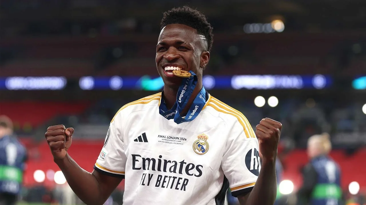 "Реал" Винисиусга шарт қўйди: шартномани узайтириш ёки сотиш