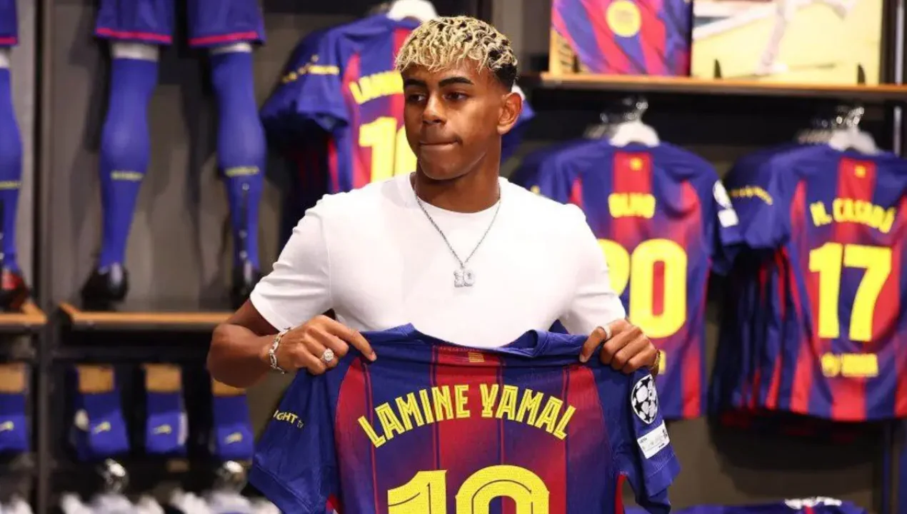 Yamal leads: Best-selling dresses in 2025