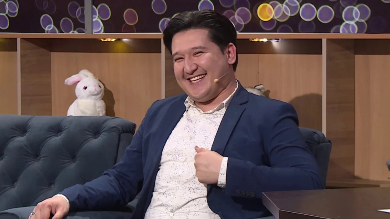 Машхурбек "Ұйықтамайсыз ба?" бағдарламасында күтпеген премьера жасады (видео)