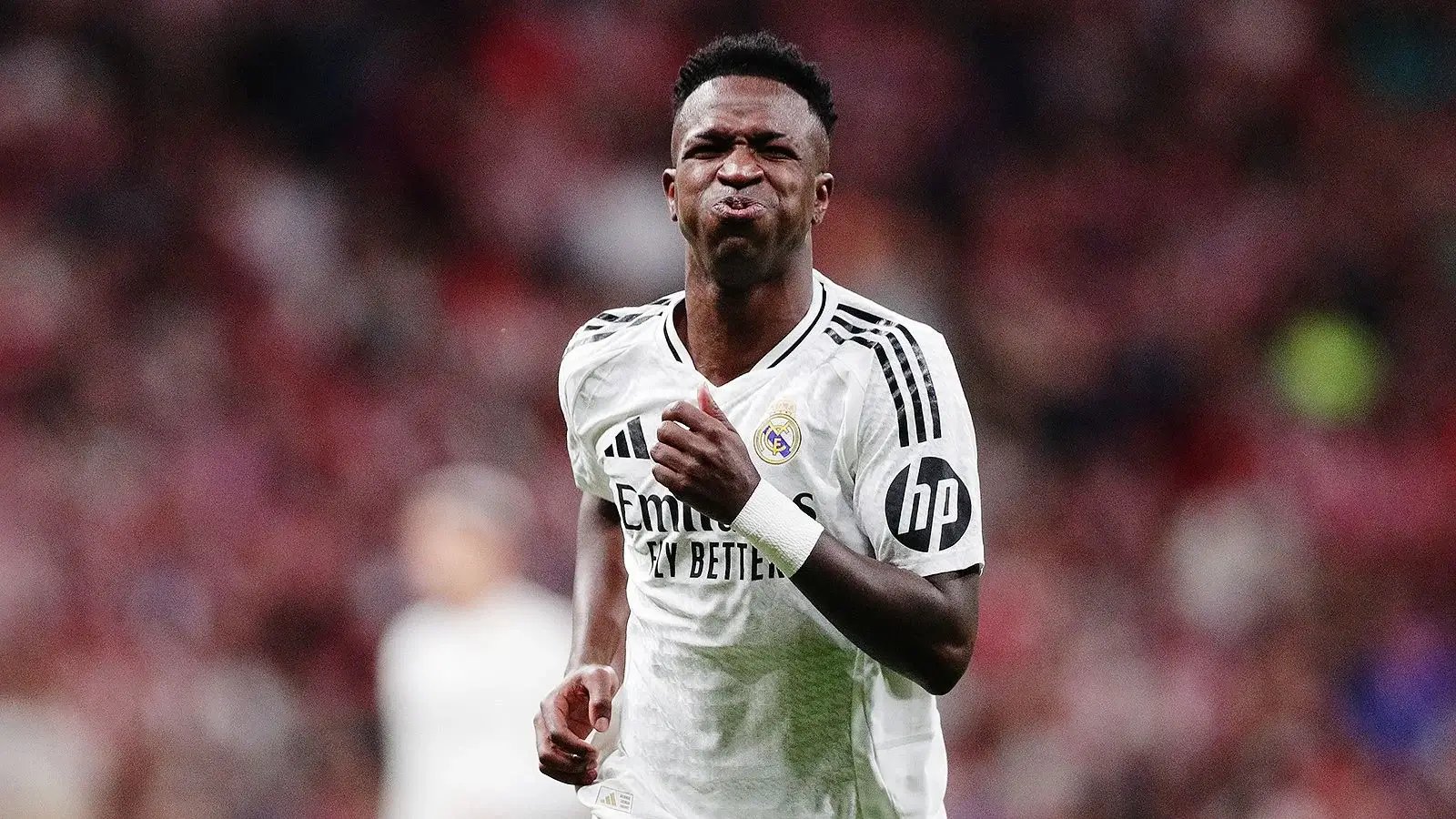 Vinicius reflecting on his future: Questions arise at Real Madrid