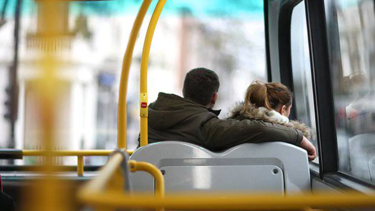 Toshkent avtobusida voyaga yetmagan qizga shilqimlik qilgan erkak 5 sutkaga qamaldi