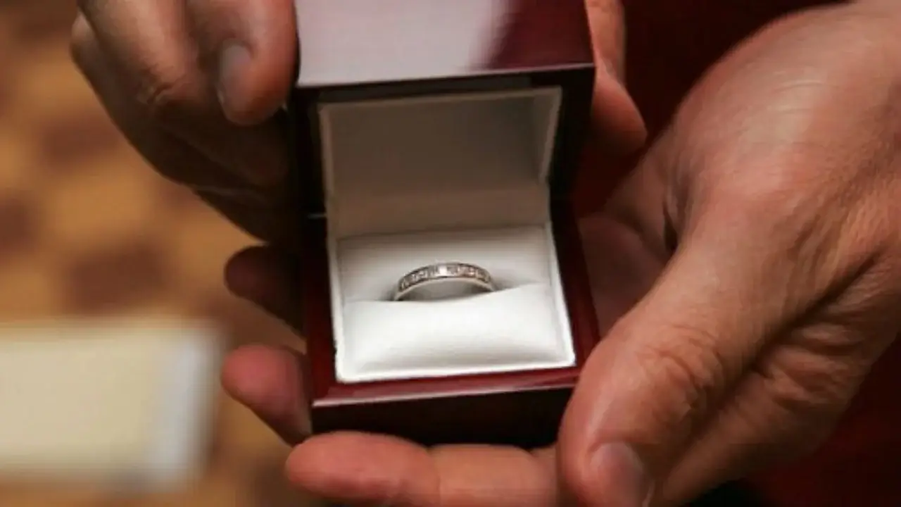 Man burned his girlfriend who demanded marriage