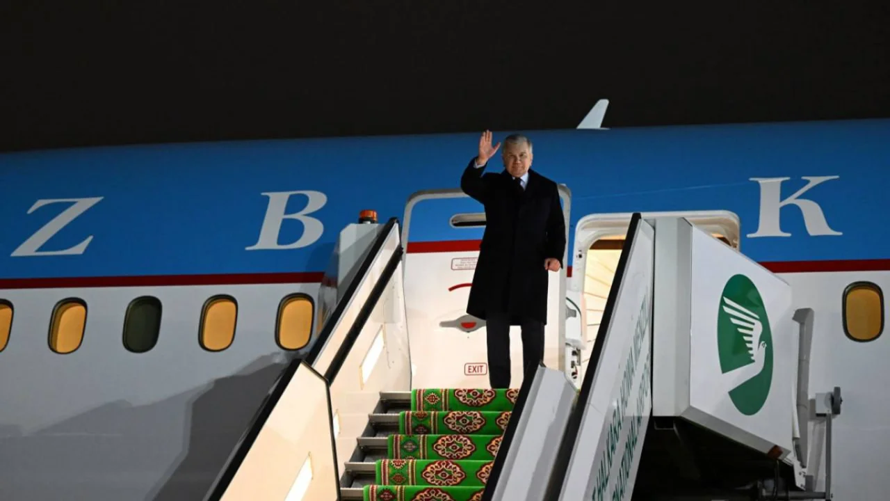 Shavkat Mirziyoyev’in Türkmenistan’a Resmî Ziyareti Sona Erdi