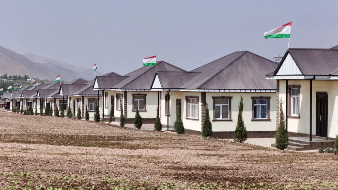 Мәскеуде қаза тапқан Қабылжанның анасына Тәжікстан үкіметі үй берді