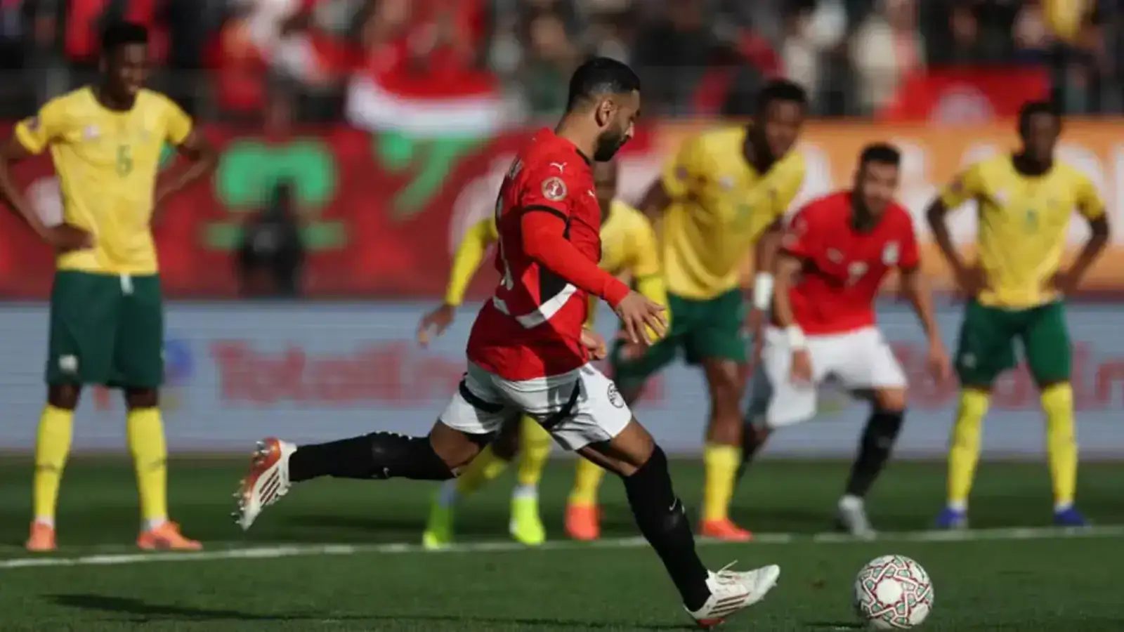 Салах забивает с пенальти: Египет обеспечивает себе место в плей-офф