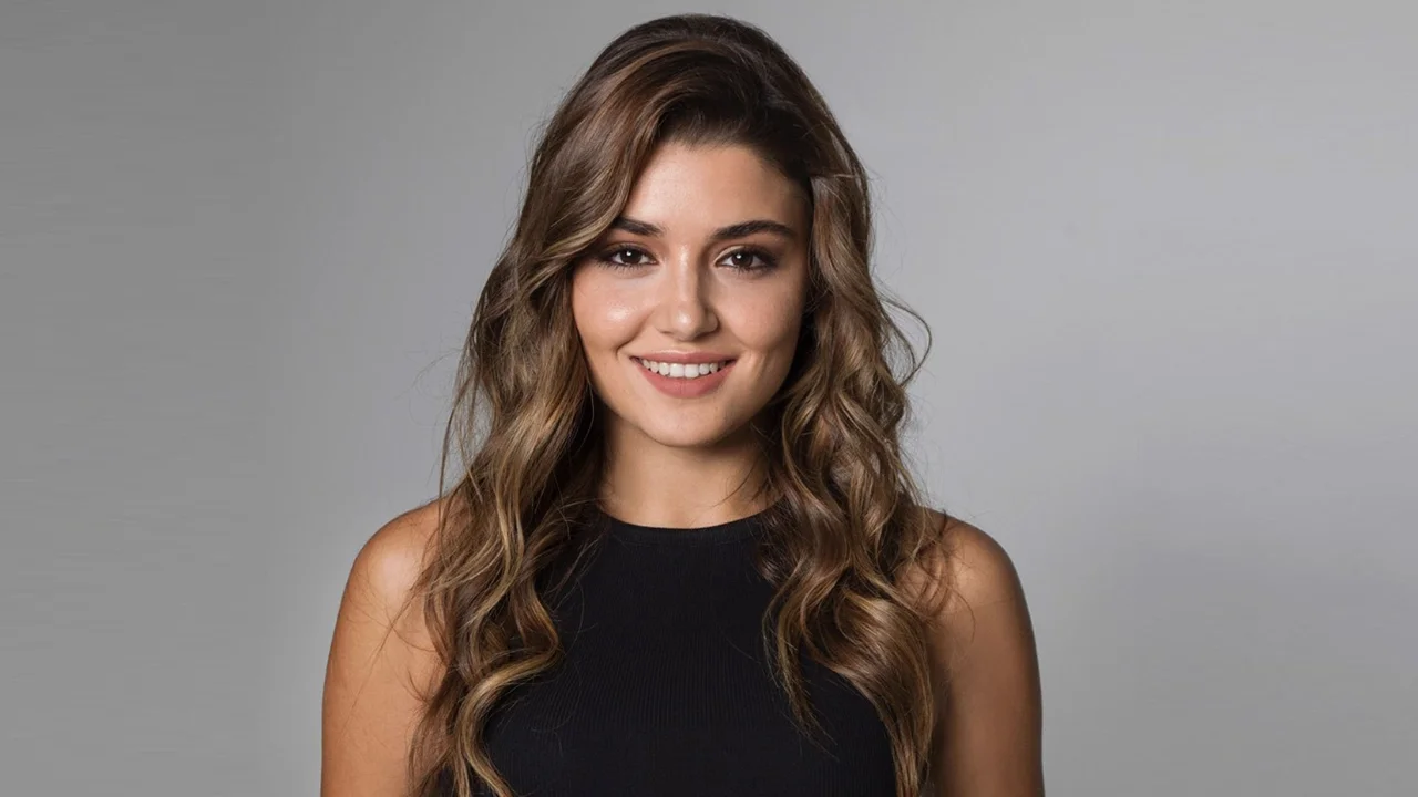 Türk aktris Hande Erchel'in Londra'ya taşınması doğru mu?