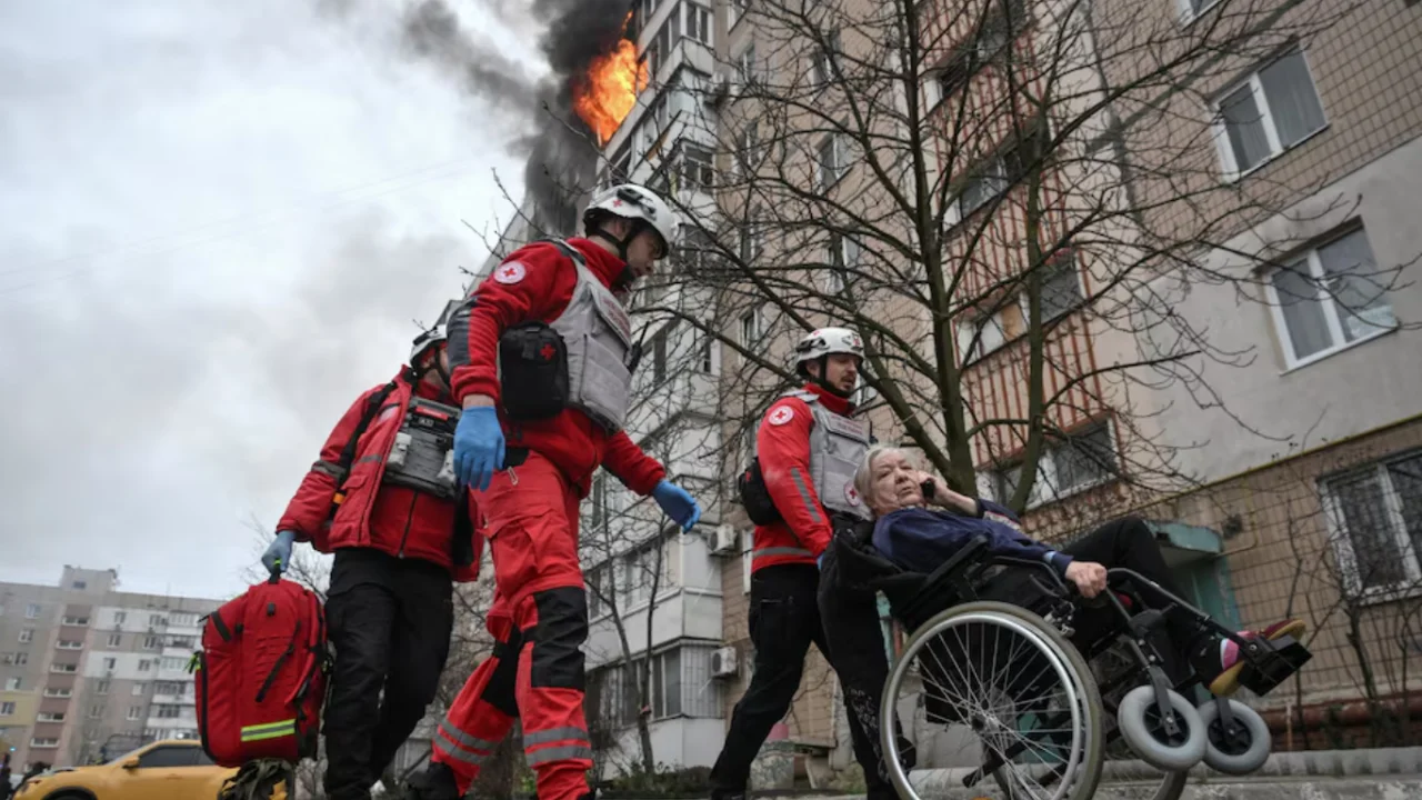 Rossiya Ukraina hududini kuch bilan olishga tayyor, deydi Putin